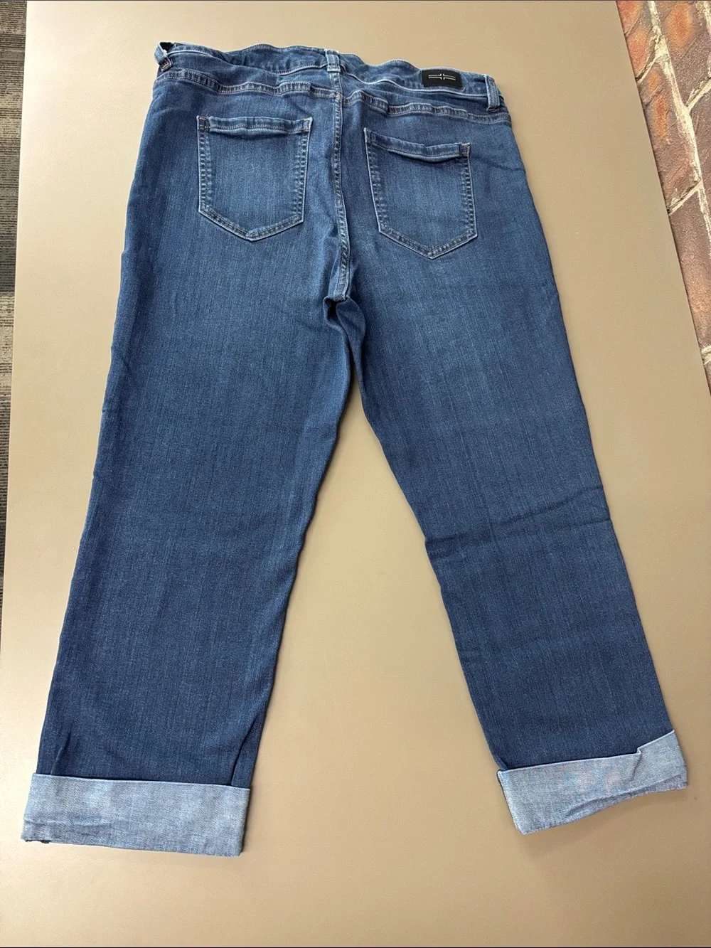 Liverpool Charlie Crop Wide Rolled Cuff Jean - Picture 5 of 6